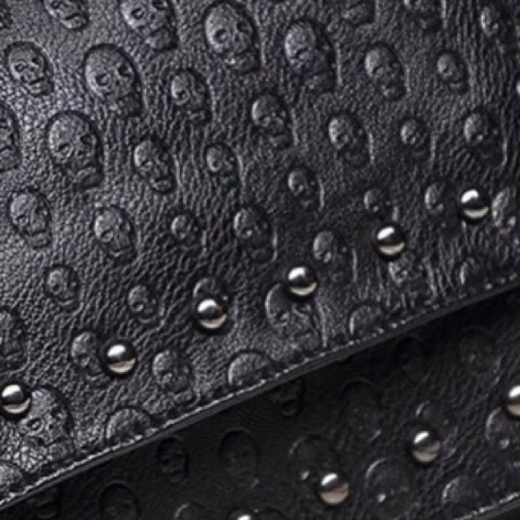 Large Studded Skull Crossbody Bag - Picture 10 of 10